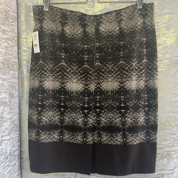Lord & Taylor Brown Snake Print Pencil Skirt Knee Length Size 14 - Picture 9 of 16
